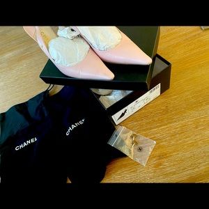 Beautiful Chanel Light Pink Pumps